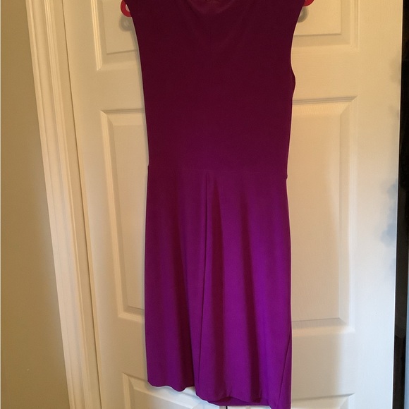 Grape coloured dress - Picture 3 of 4